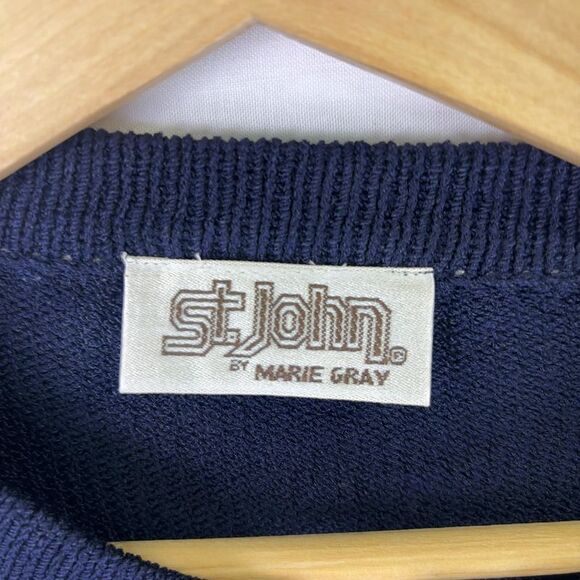 St. John Vintage St. John Collection By Marie Gray Knit Women's Navy Cardigan - Picture 5 of 7
